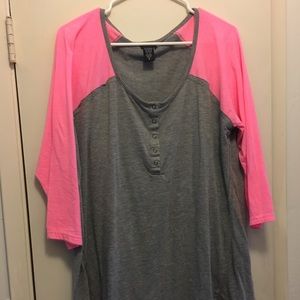 3/4 sleeve raglan top